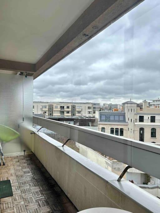 Studio- Avec Parking- Proche Cathedrale Reims Exterior photo